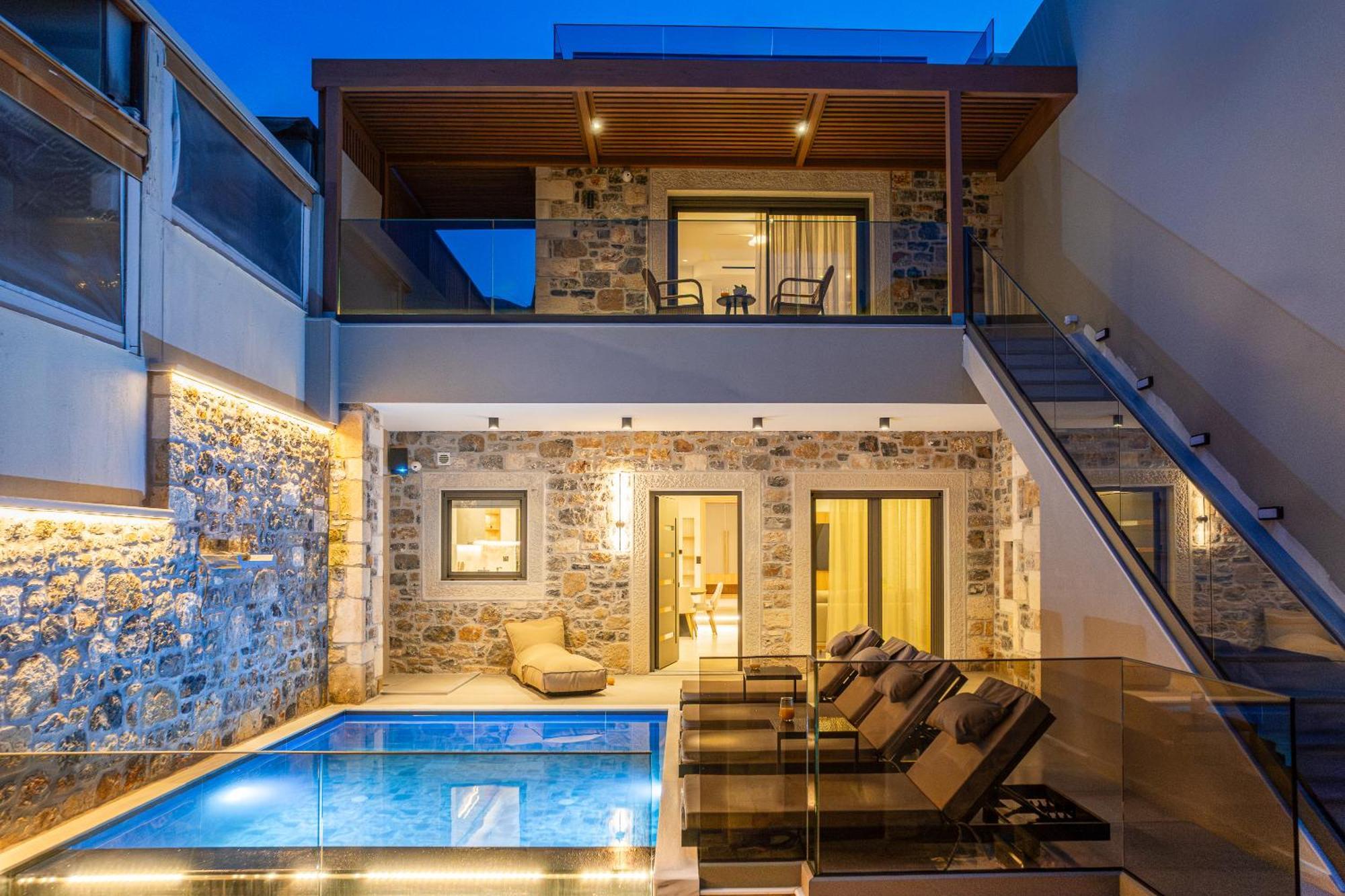 Villa Nicole - Private Pool & Rooftop Jacuzzi Chersonissos Buitenkant foto